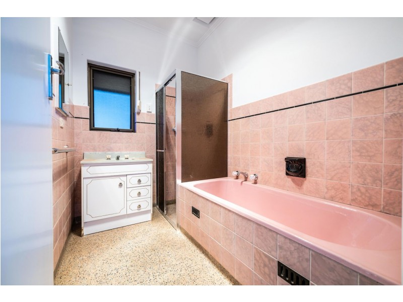 14 Farman Avenue, Hendon SA 5014
