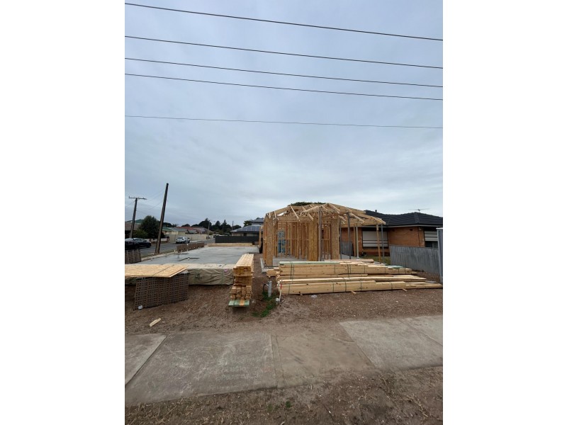 828 & 828a Military Road, North Haven SA 5018