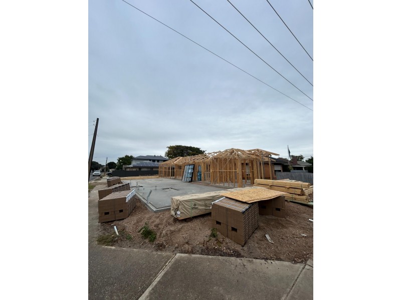 828 & 828a Military Road, North Haven SA 5018