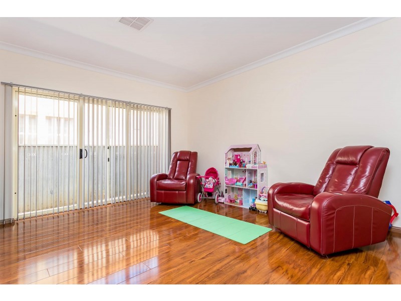 22 Hammond Road, Findon SA 5023