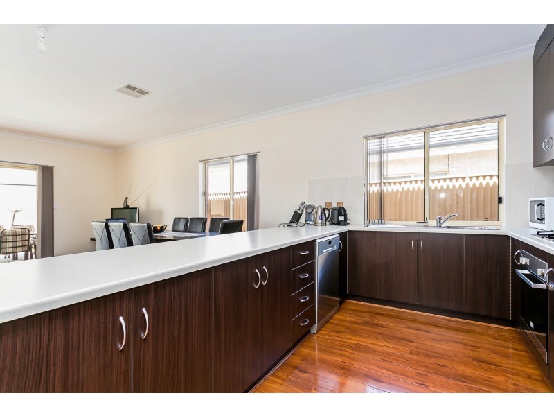 22 Hammond Road, Findon SA 5023