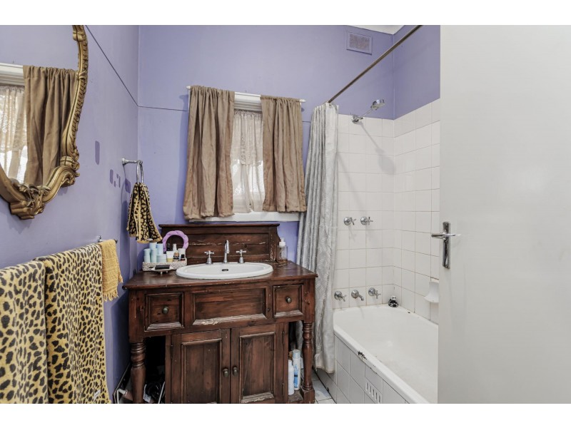 6 Colonel Street, Woodville Gardens SA 5012