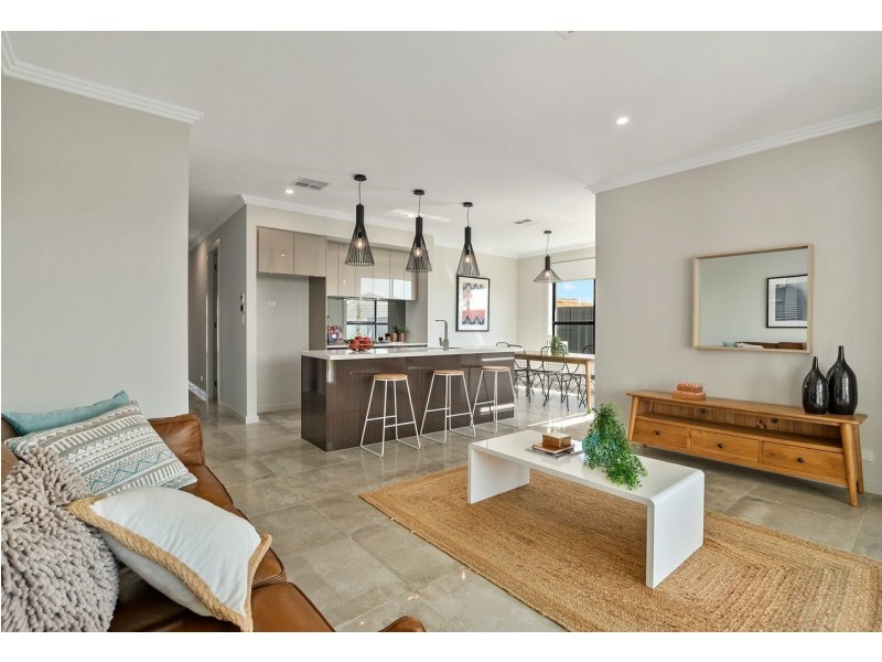 3 Bulahdelah Court, West Lakes Shore SA 5020