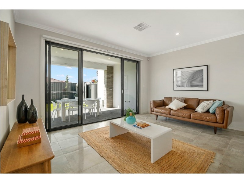 3 Bulahdelah Court, West Lakes Shore SA 5020