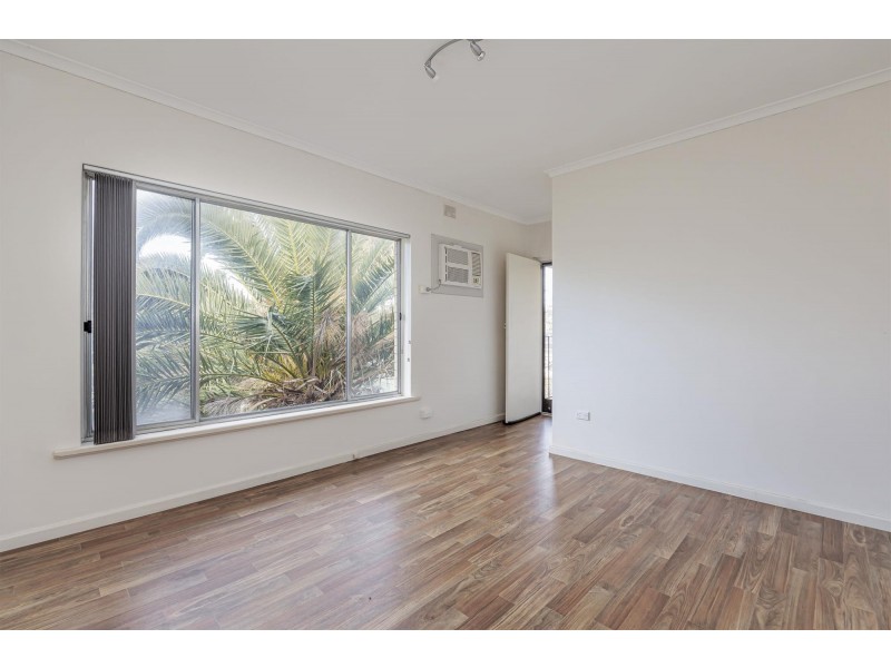 2/14 Montrose Avenue, Seaton SA 5023