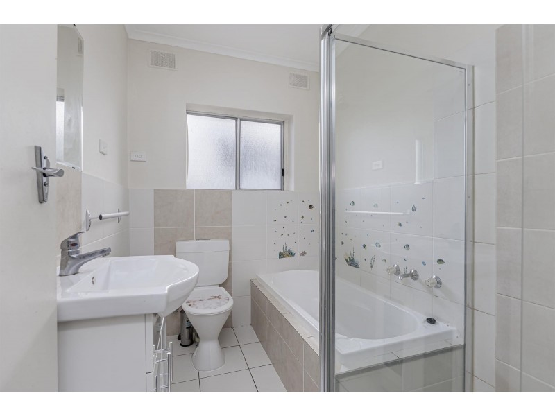 2/14 Montrose Avenue, Seaton SA 5023