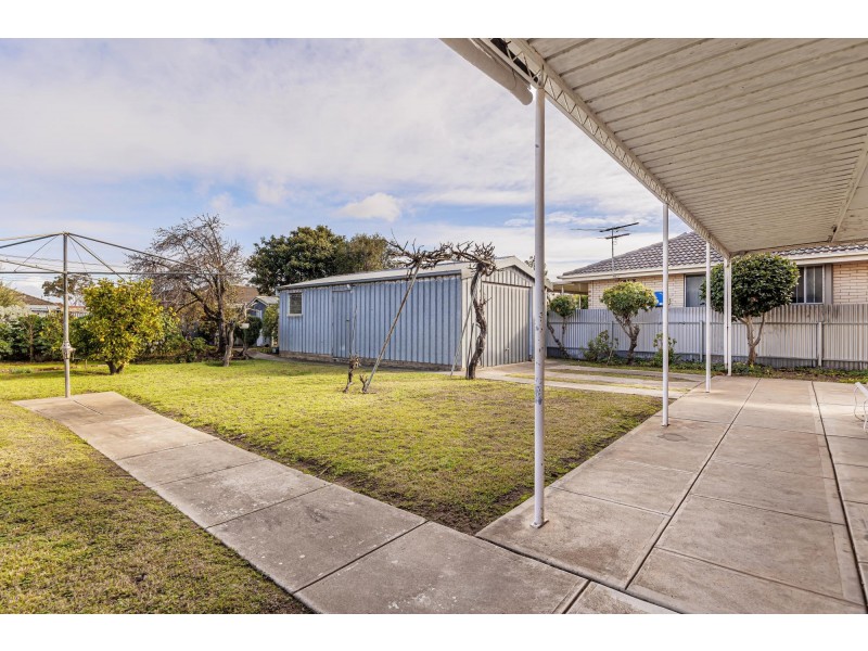 18 Dundee Avenue, Seaton SA 5023
