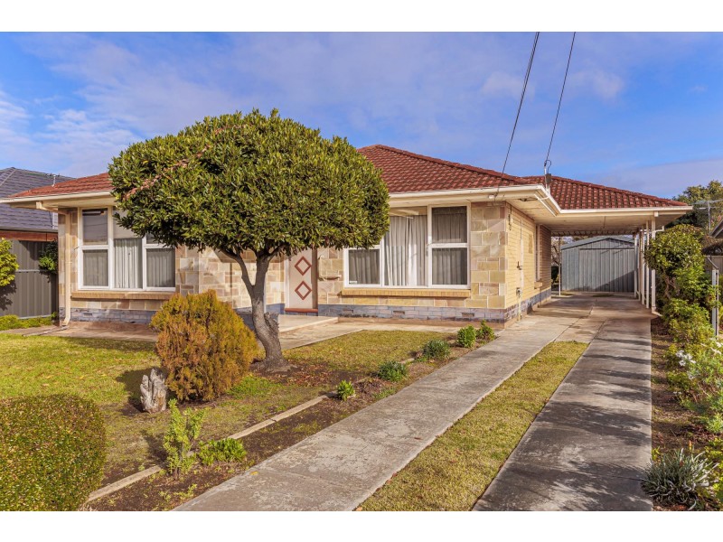 18 Dundee Avenue, Seaton SA 5023