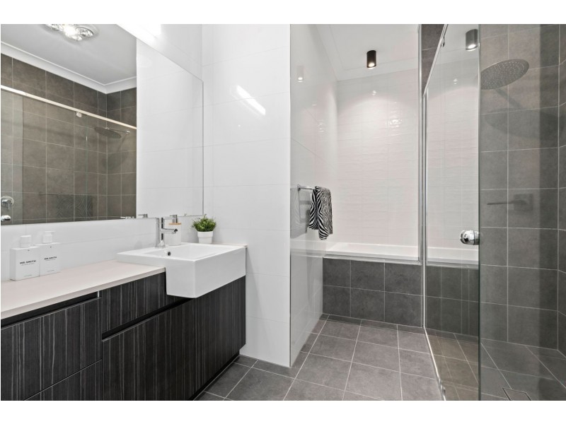 25 Banksia Street, West Lakes SA 5021