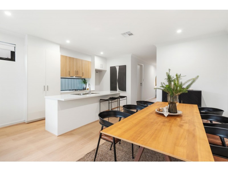 10 Nicholls Terrace, Woodville West SA 5011