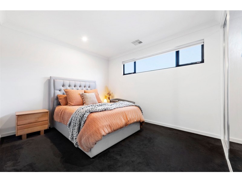 25 Troubridge Drive, West Lakes SA 5021