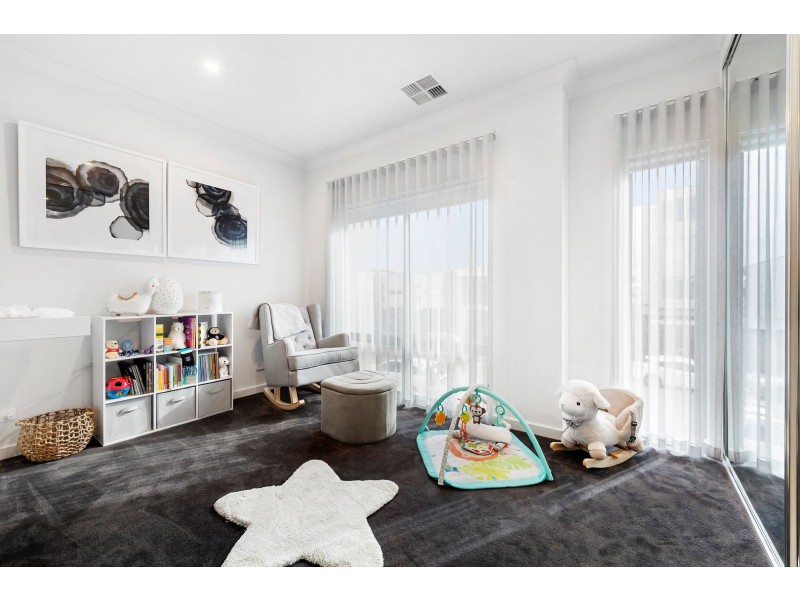 25 Troubridge Drive, West Lakes SA 5021