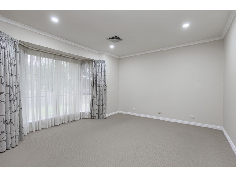 129 Sportsmans Drive, West Lakes SA 5021