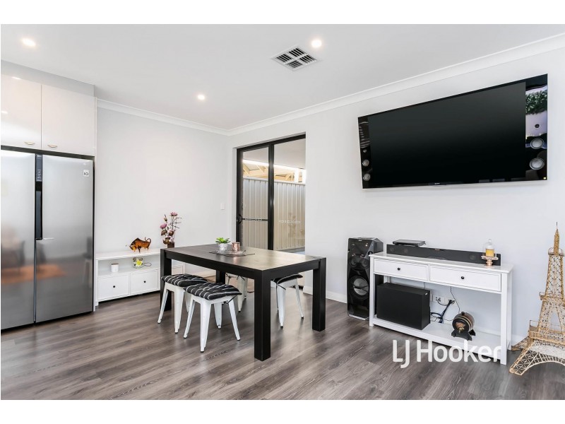 19 Fairweather Avenue, Woodville South SA 5011