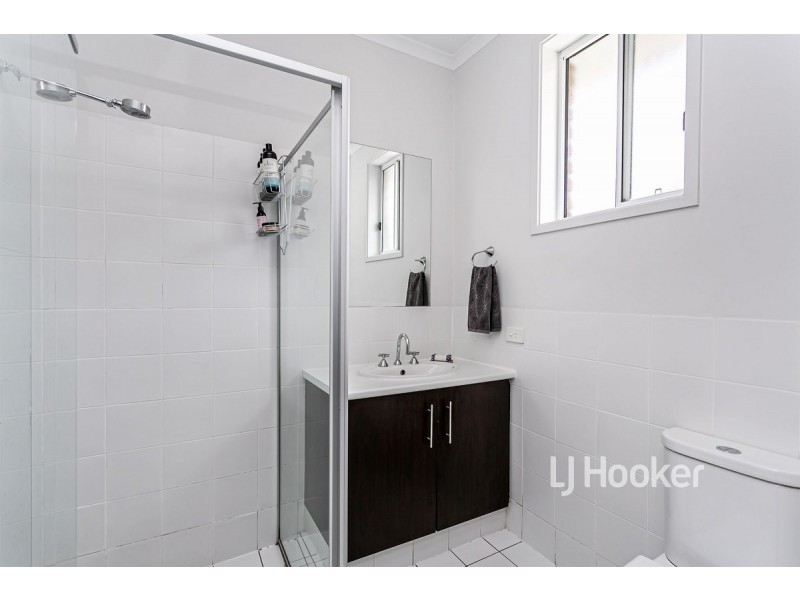 54 Shoalhaven Circuit, Mawson Lakes SA 5095