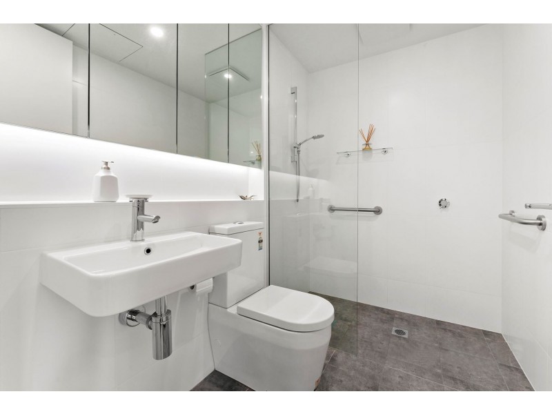 204/13 Banksia Street, West Lakes SA 5021