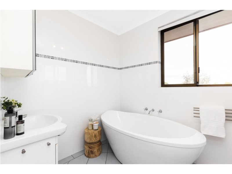 3 Pyers Court, West Lakes SA 5021