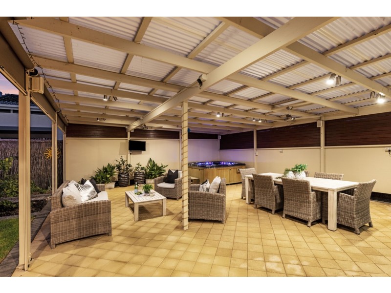 3 Pyers Court, West Lakes SA 5021