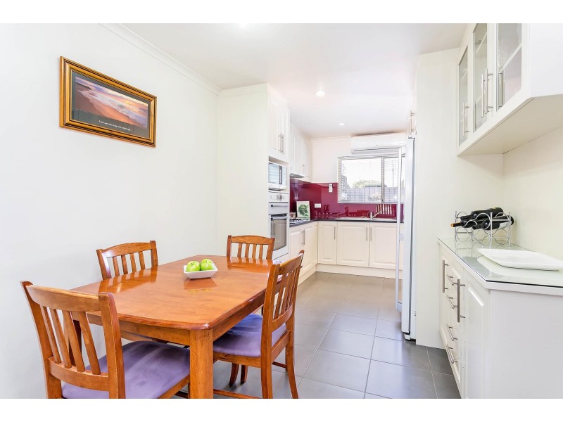 3/2a Cedar Avenue, Royal Park SA 5014