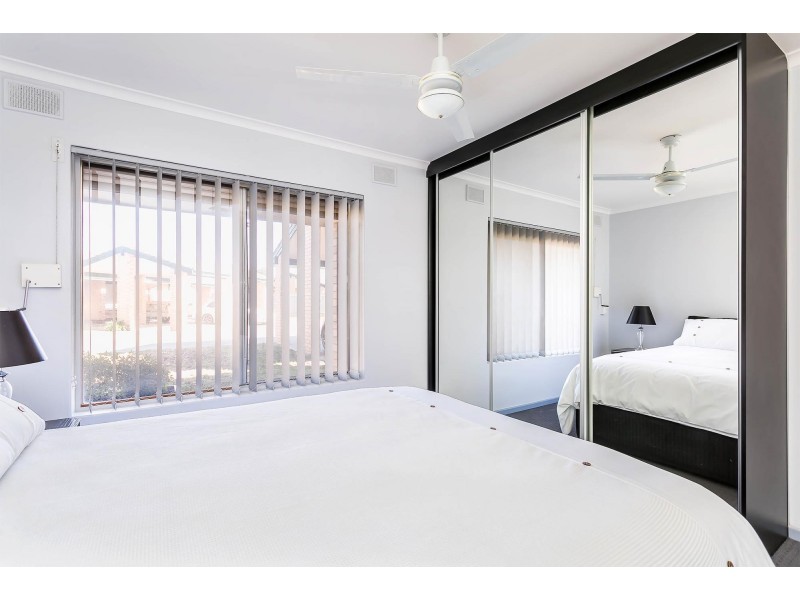 3/2a Cedar Avenue, Royal Park SA 5014