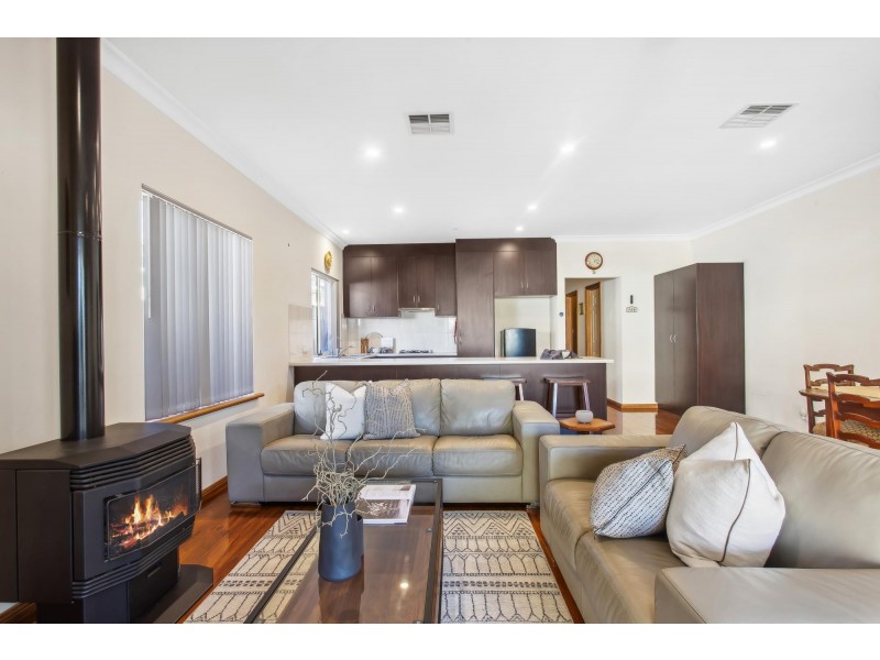 22 Hammond Road, Findon SA 5023