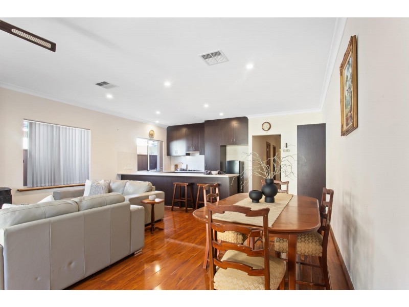 22 Hammond Road, Findon SA 5023