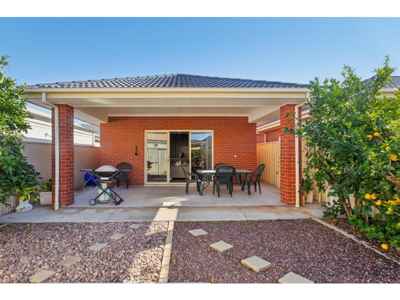 22 Hammond Road, Findon SA 5023