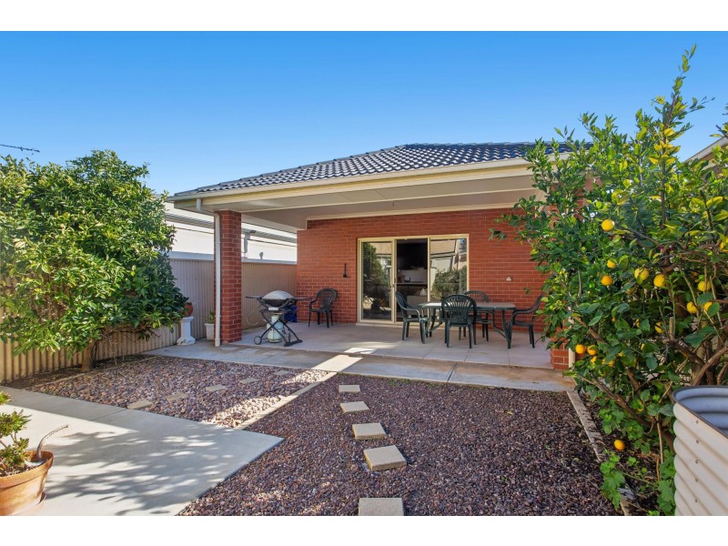 22 Hammond Road, Findon SA 5023