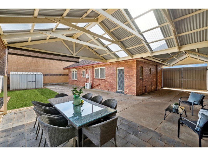 8 Rondo Avenue, Findon SA 5023