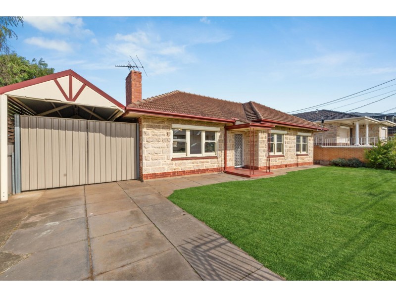 8 Rondo Avenue, Findon SA 5023
