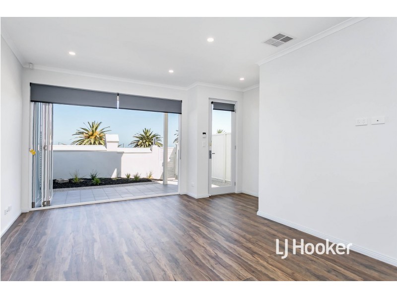 96 Esplanade, Semaphore SA 5019