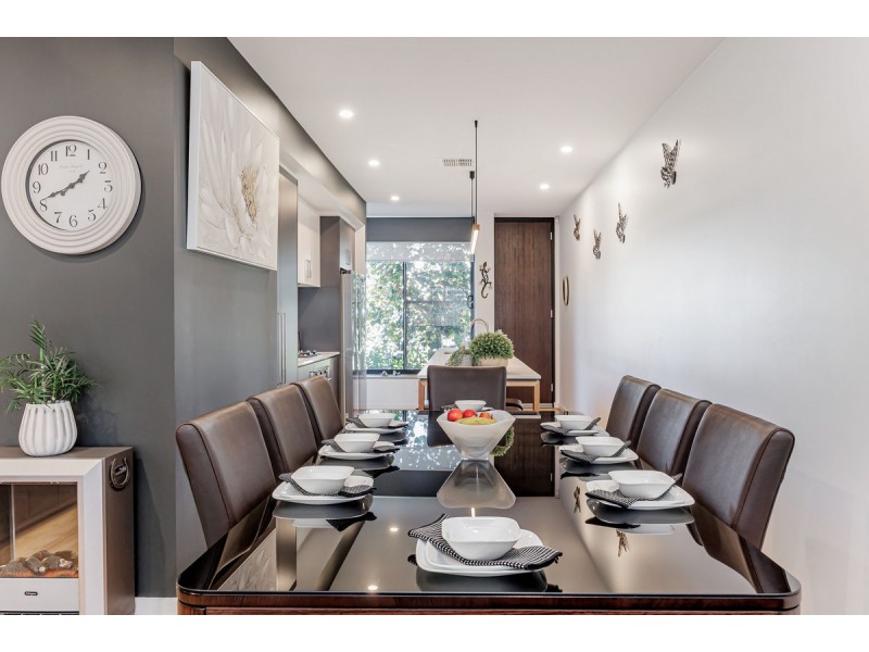 18 Symon Lane, West Lakes SA 5021