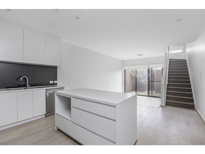 35 Banksia Street, West Lakes SA 5021