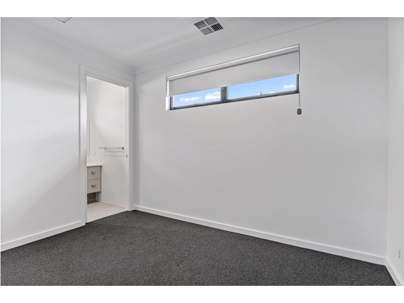 24c Amos Way, Royal Park SA 5014