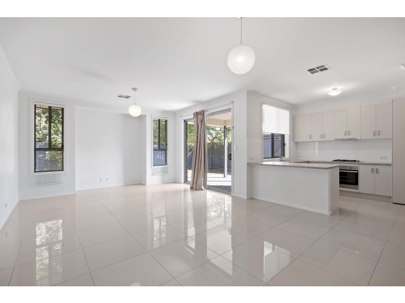 55 May Street, Birkenhead SA 5015
