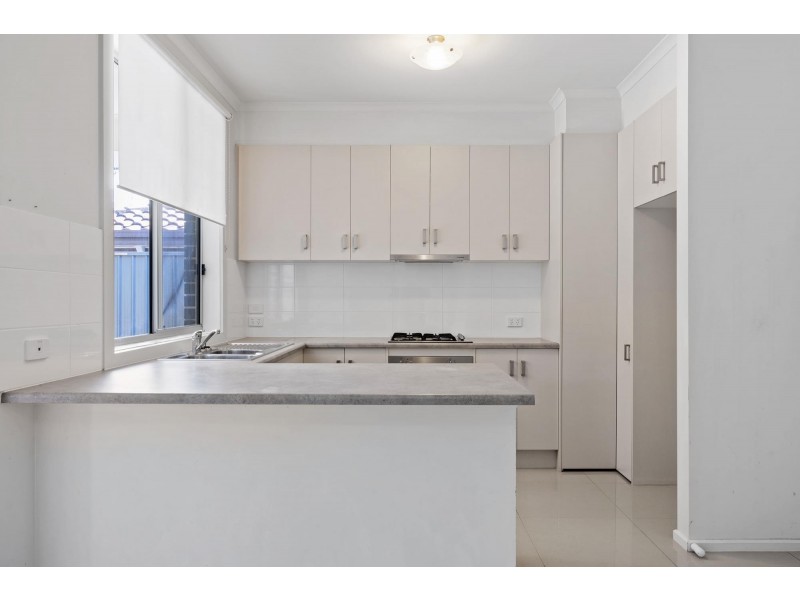 55 May Street, Birkenhead SA 5015