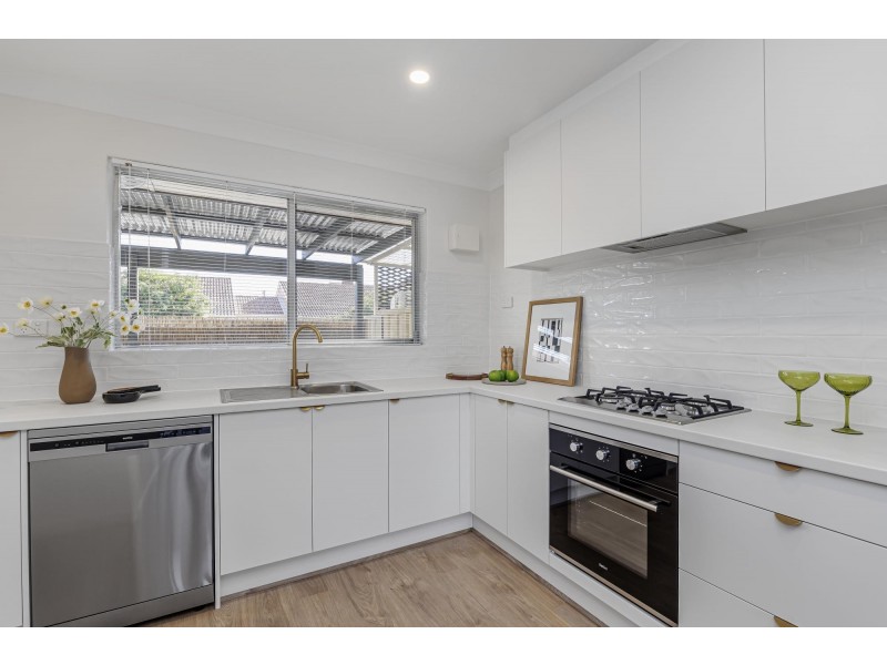 2/55 Alfred Street, Largs Bay SA 5016
