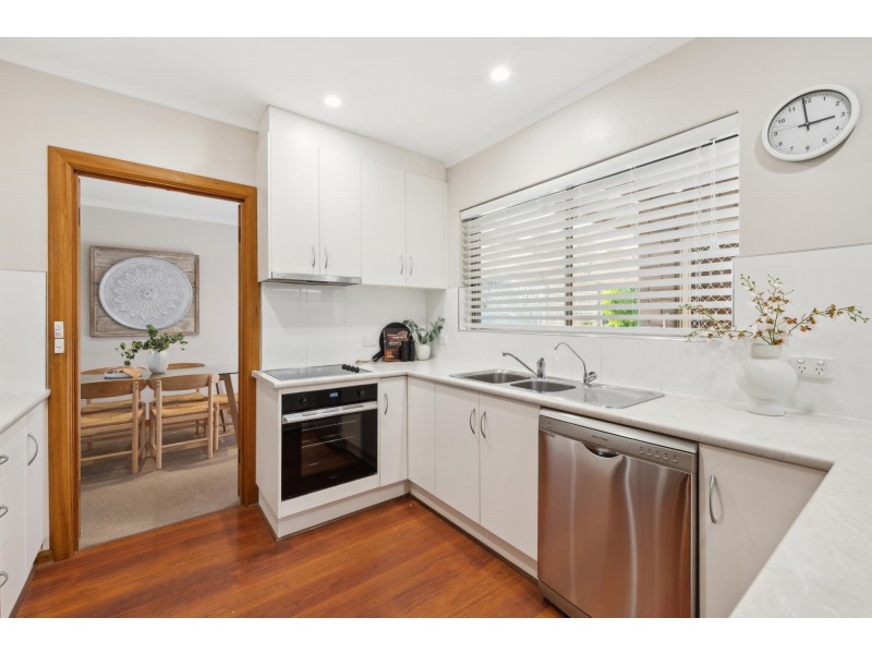 43 Heysen Crescent, West Lakes Shore SA 5020