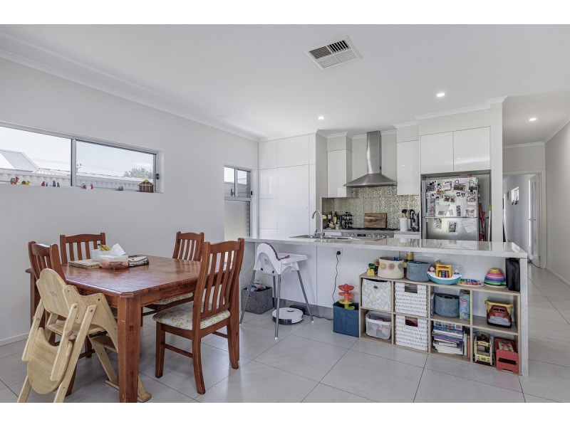 2b Foot Avenue, Seaton SA 5023