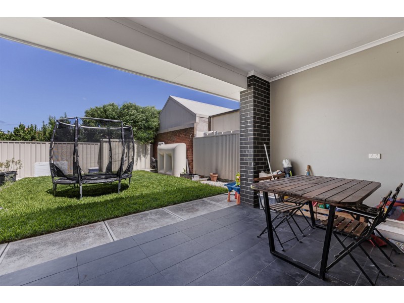 2b Foot Avenue, Seaton SA 5023