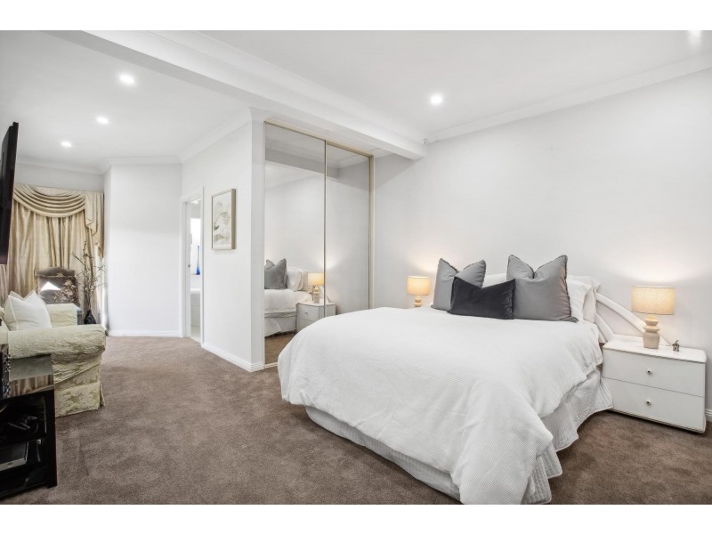 18 Frome Crescent, West Lakes SA 5021