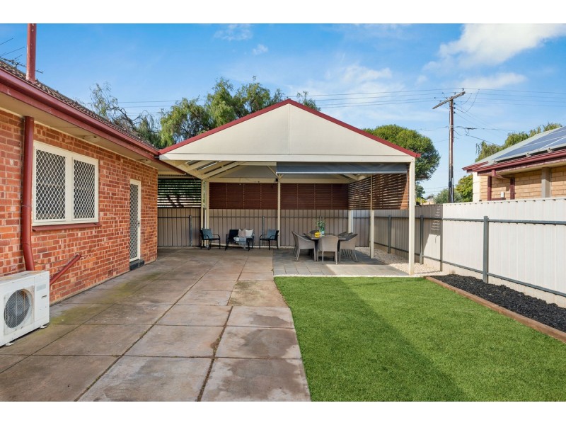 8 Rondo Avenue, Findon SA 5023