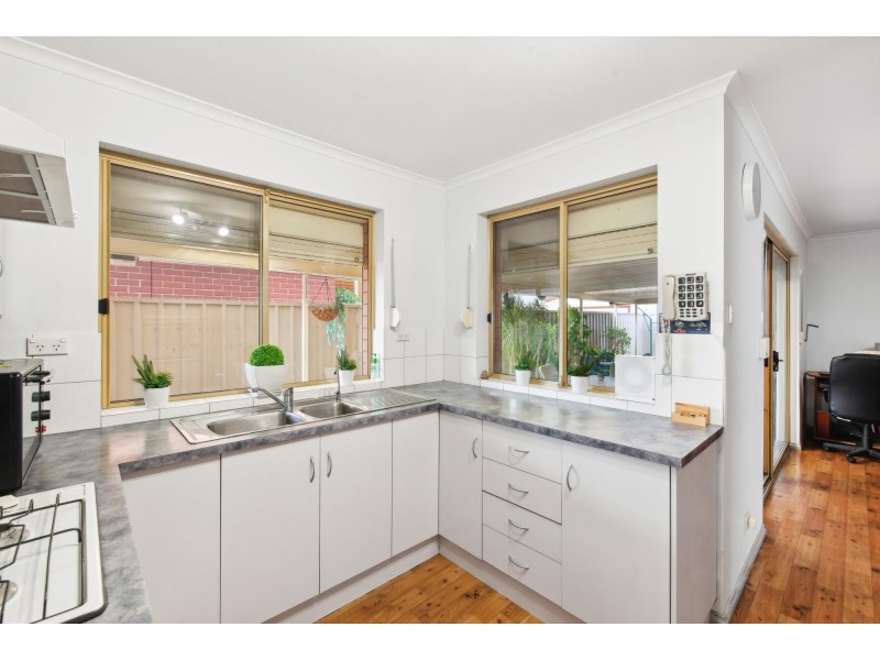 2/1 Fourth Avenue, Seaton SA 5023