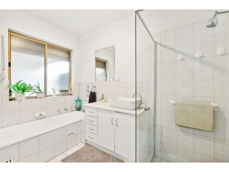 2/1 Fourth Avenue, Seaton SA 5023