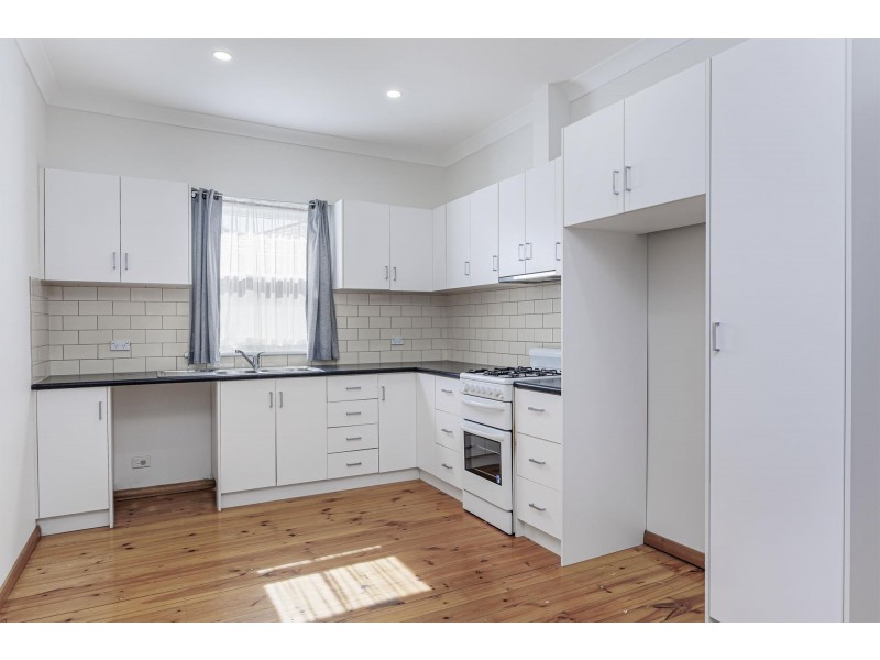 36 Alma Terrace, Seaton SA 5023