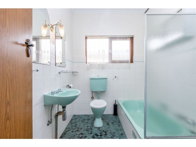 2/22 Esplanade, Semaphore South SA 5019