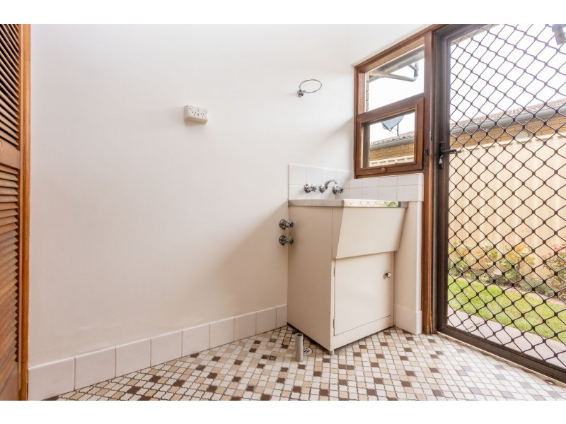 2/22 Esplanade, Semaphore South SA 5019