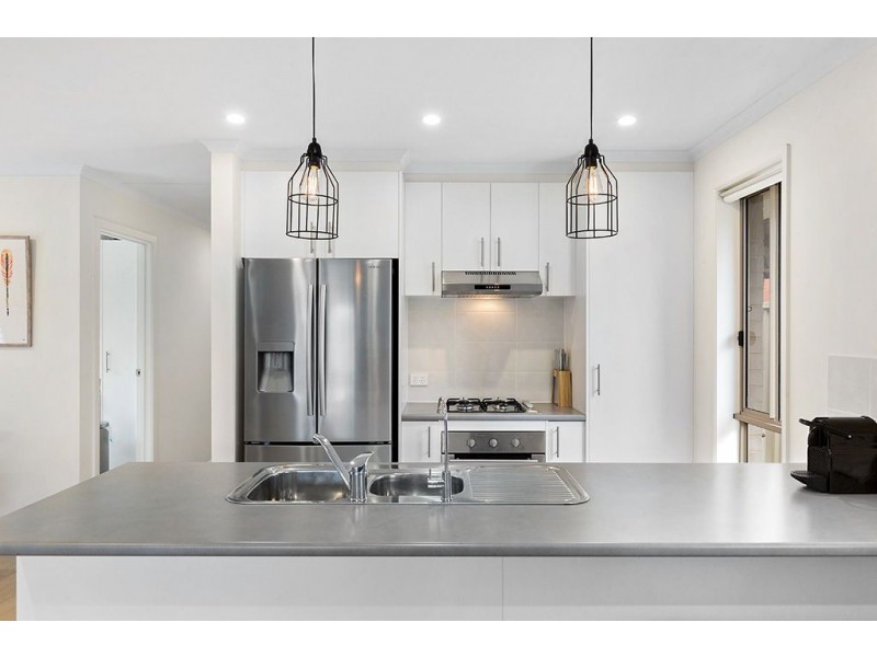 6a Wyreema Street, Largs Bay SA 5016