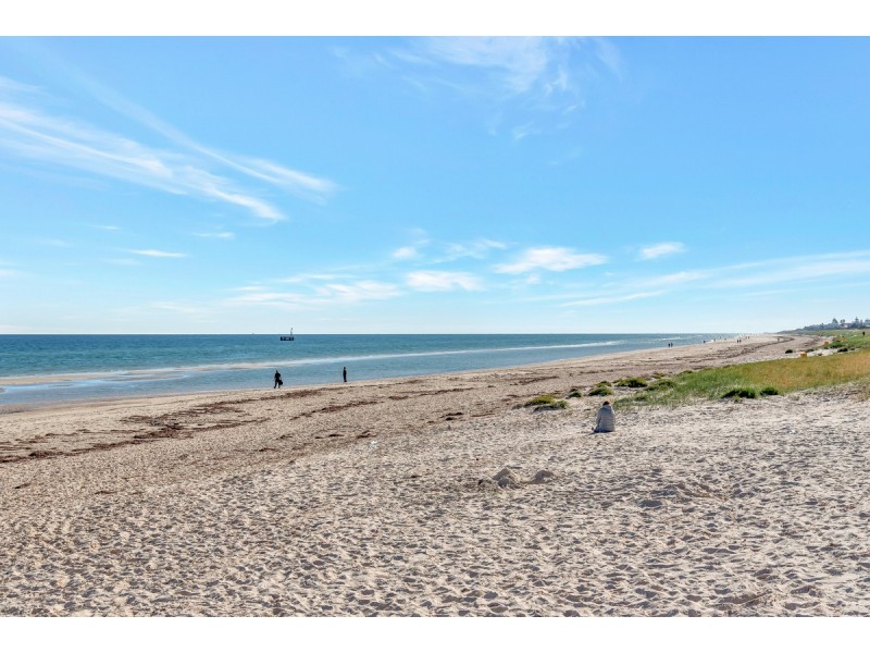 10/7 Mooloola Way, West Lakes Shore SA 5020