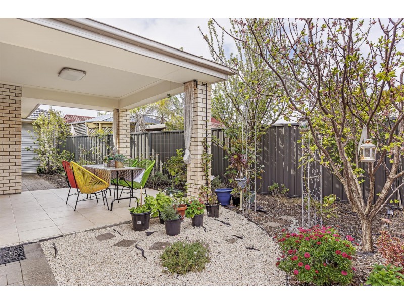 16 Huron Grove, West Lakes SA 5021